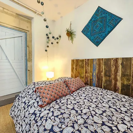 De La Riviere ليبورن